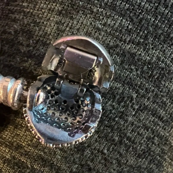 COPY - Pandora Moments Pave Heart Snake Bracelet - Picture 4 of 4